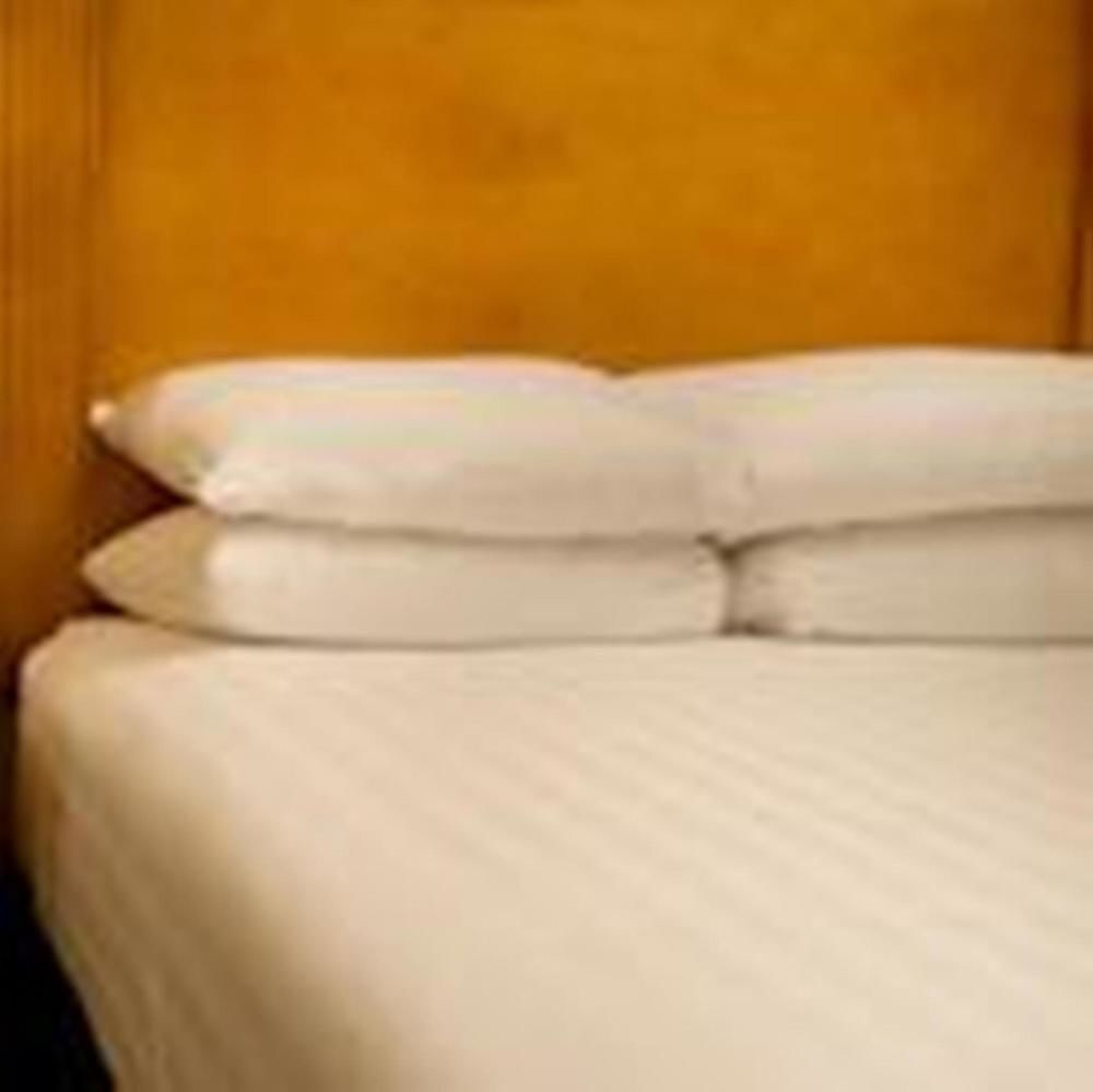 Hotel Drury & Lakeshore Drive 3*